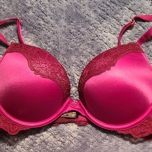 Victoria's Secret 36B bra
